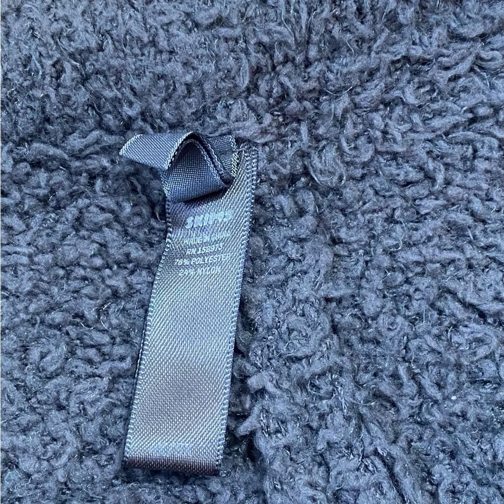 SKIMS Teddy Sherpa Jogger in Juniper - Picture 8 of 8